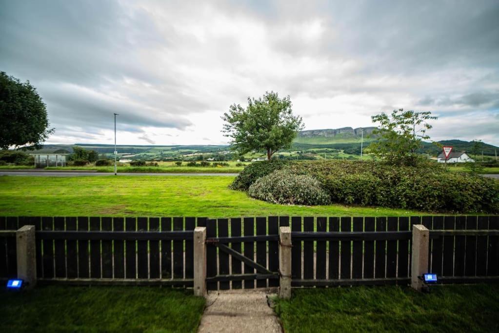 Binevenagh View, Magilligan Holiday Let ليمافادي المظهر الخارجي الصورة